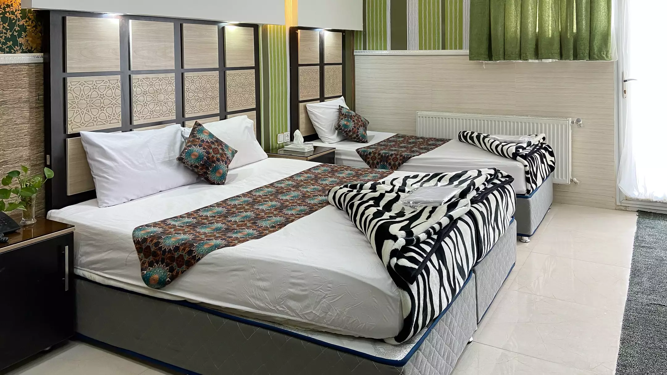 هتل هخامنشیان پارتاک اصفهان